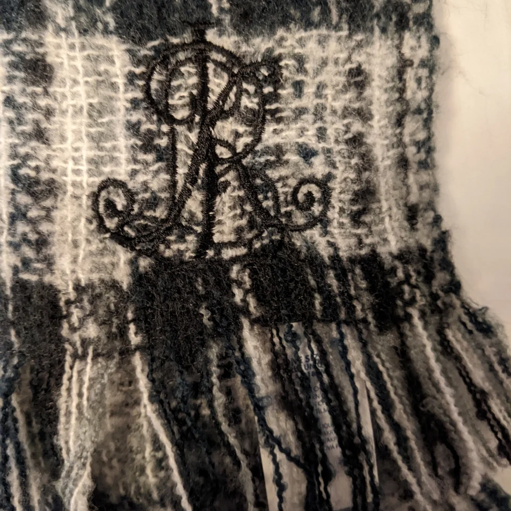 Ralph Lauren Scarf - Picture 2 of 3
